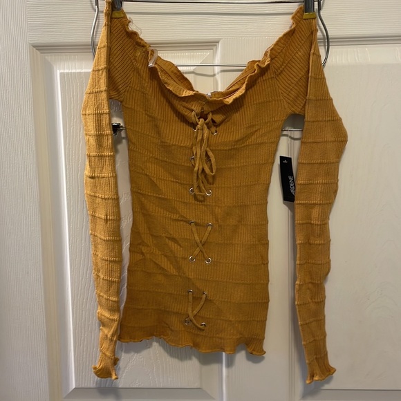 Ardenelove long sleeved stretchy top multiple size choices - Picture 2 of 7